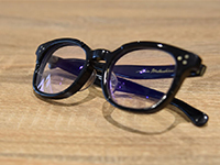 ブルーライトカットメガネの写真
