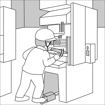 プレス機械に指を挟まれそうになった